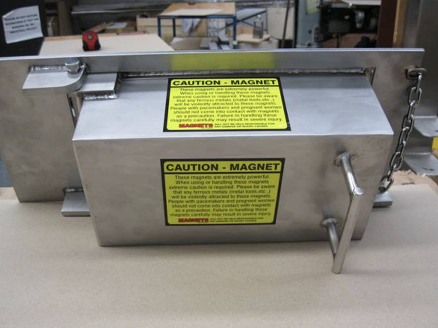 Chute magnet 7 scaled